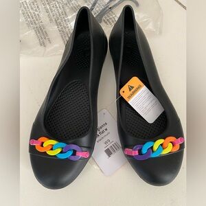 NWT Crocs 9 Women Shoes Gianna Link Flat Shoes Rainbow Link Decoration Ballet